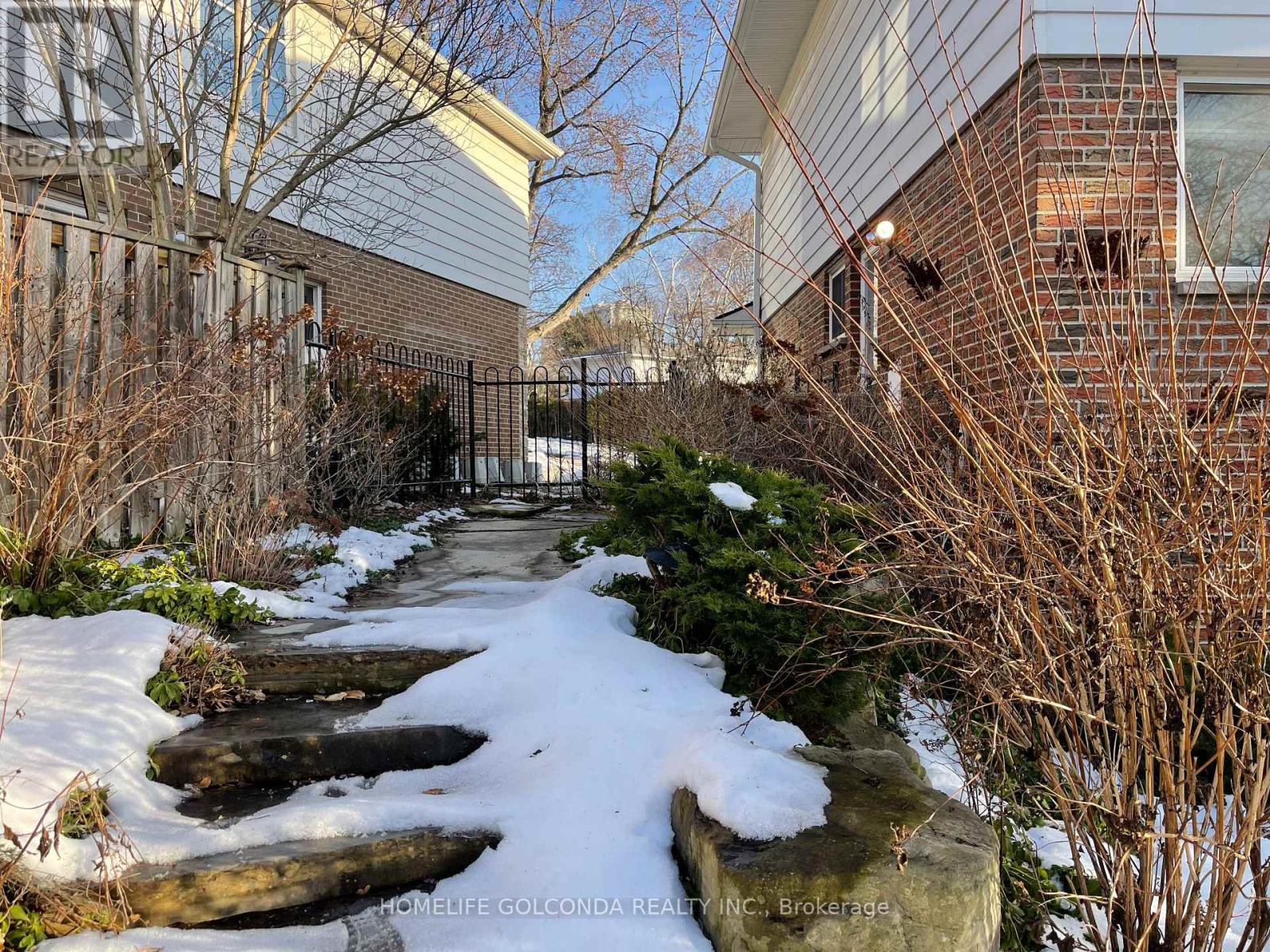 24 Meadowglade Crescent, Toronto, Ontario  M2J 1C7 - Photo 19 - C12790962