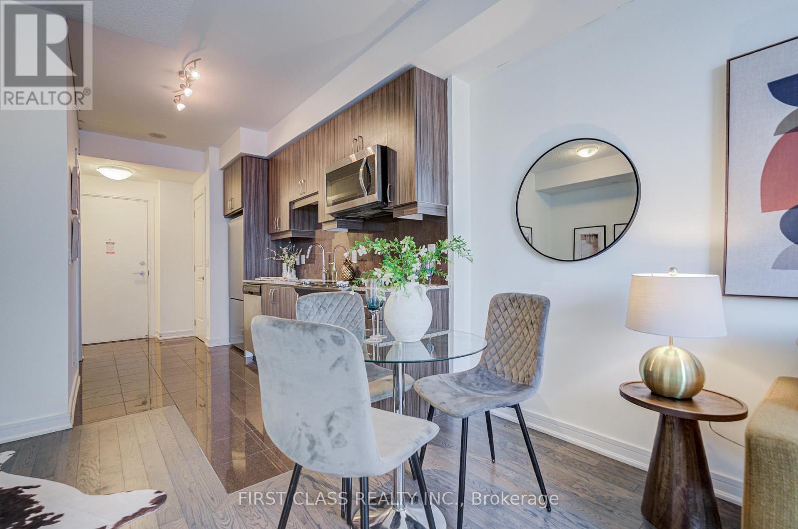 911 - 9201 Yonge St Street, Richmond Hill (Langstaff), Ontario  L4C 1H9 - Photo 17 - N12735240