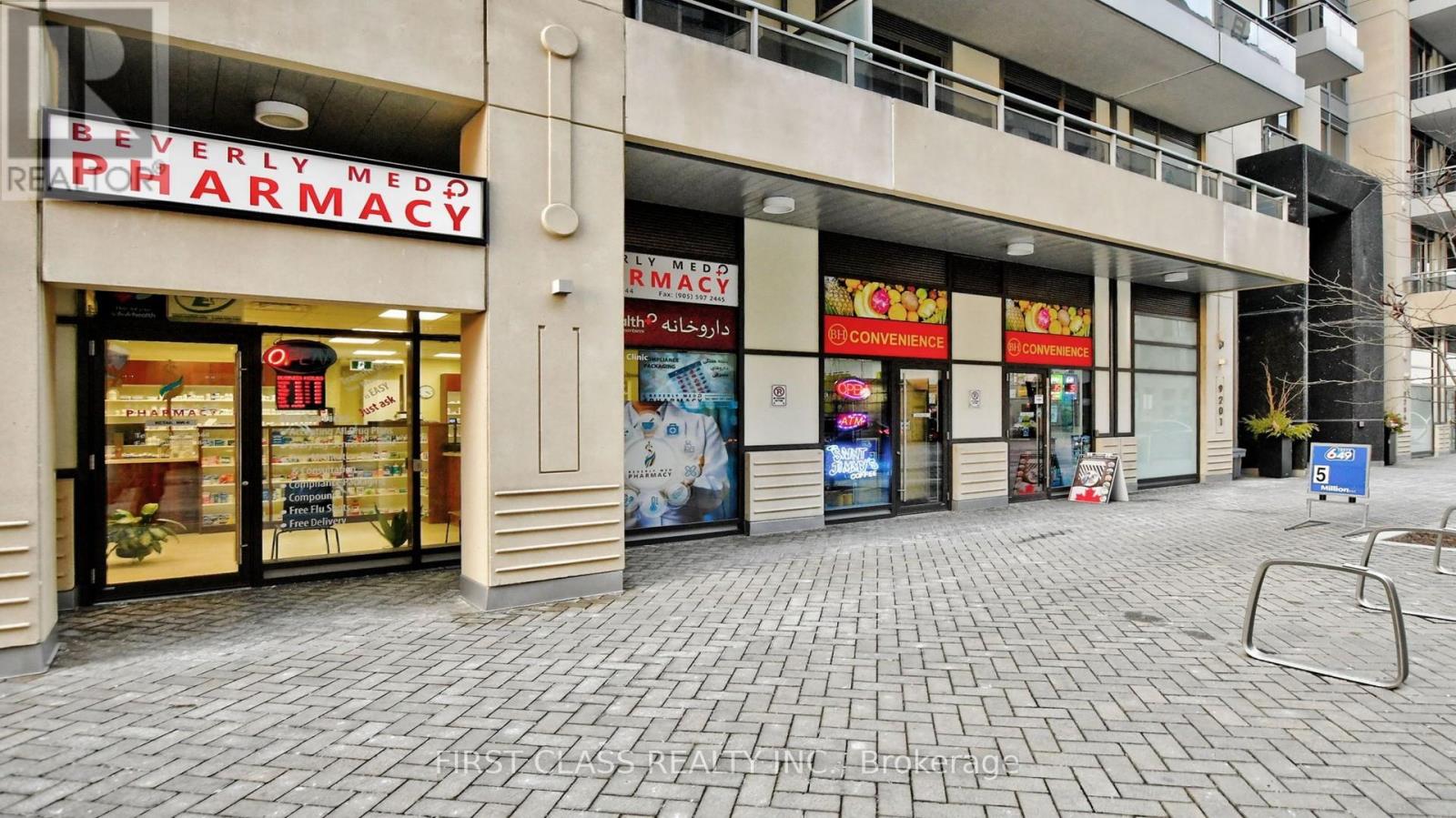 911 - 9201 Yonge St Street, Richmond Hill (Langstaff), Ontario  L4C 1H9 - Photo 3 - N12735240