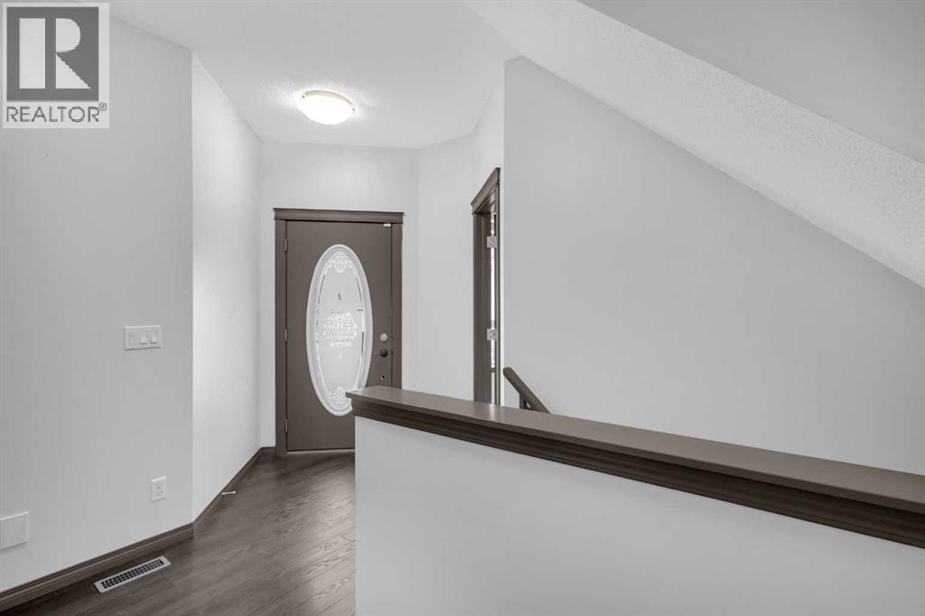 1121 Kingston Crescent Se, Airdrie, Alberta  T4A 0G1 - Photo 5 - A2273731