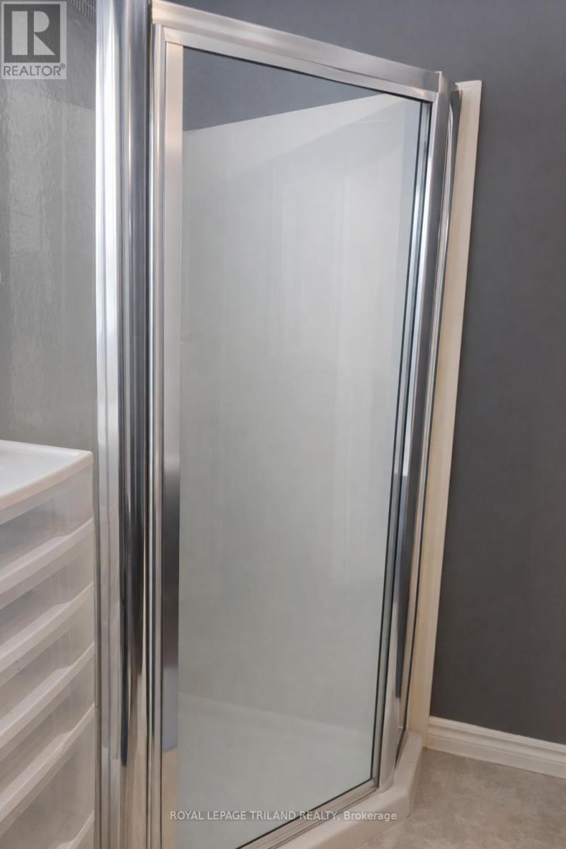 40 Centre Street, Bayham, Ontario  N0J 1Z0 - Photo 16 - X12790996