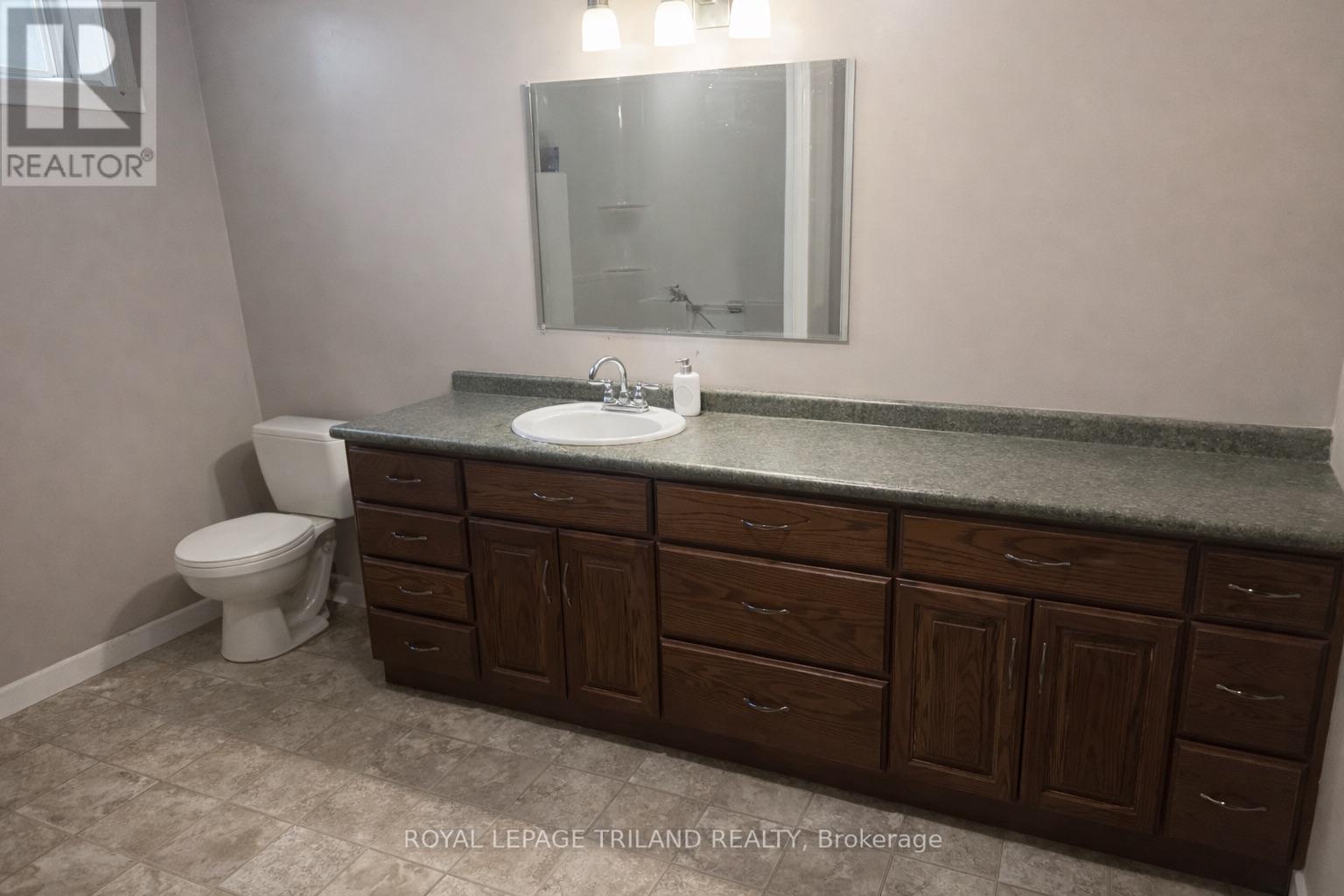 40 Centre Street, Bayham, Ontario  N0J 1Z0 - Photo 20 - X12790996