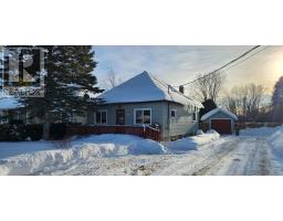 206 GOLF COURSE ROAD, Laurentian Valley, Ontario