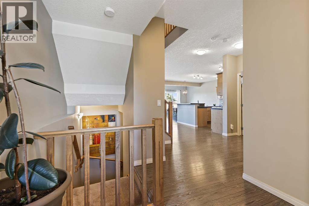 114 Everglen Crescent Sw, Calgary, Alberta  T2Y 0G5 - Photo 5 - A2259228