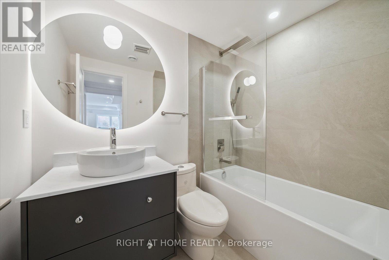 5 - 125 Kendal Ave Avenue, Toronto, Ontario  M5R 1L8 - Photo 7 - C12790994