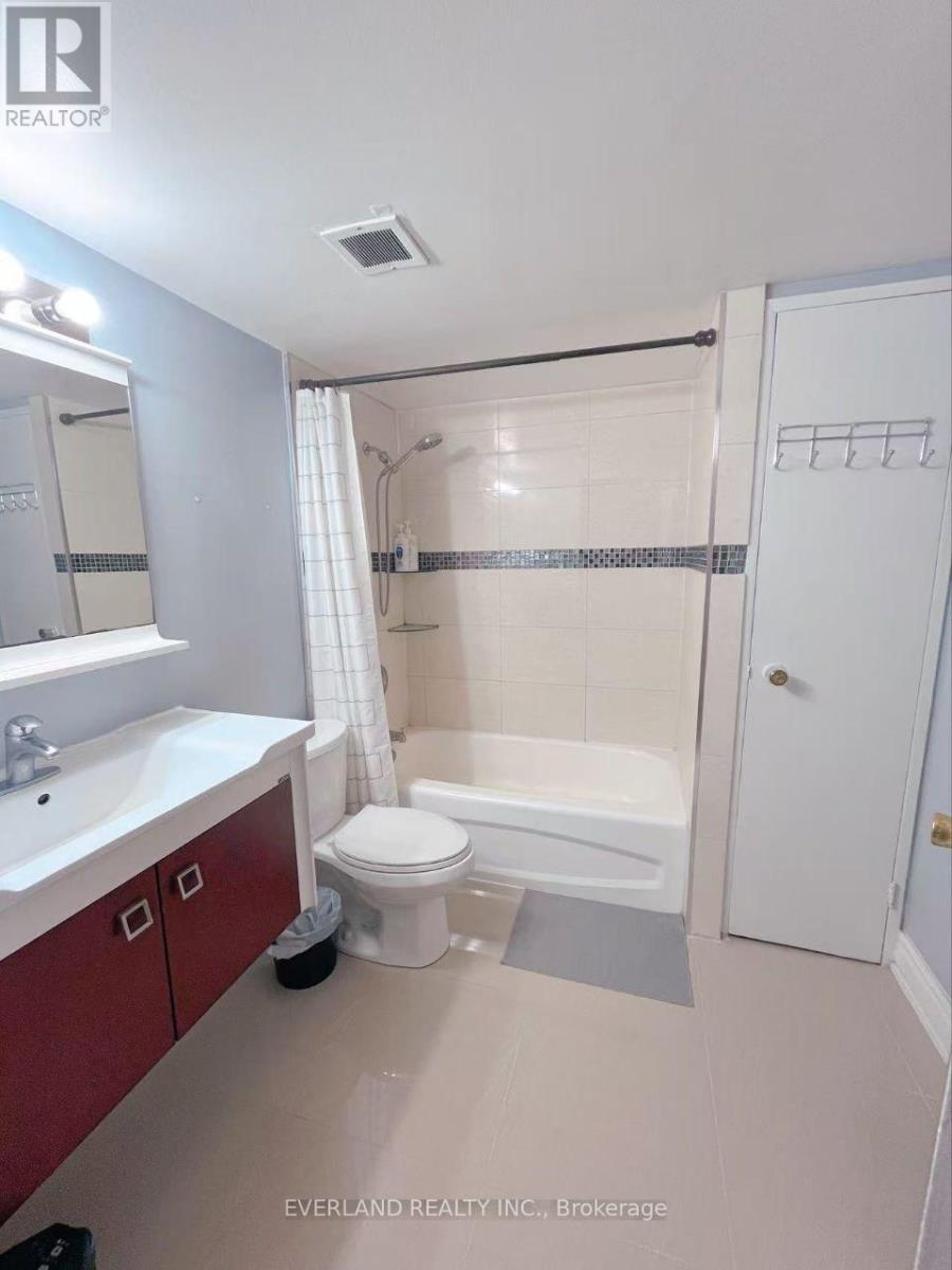 303 - 2050 Bridletowne Circle, Toronto, Ontario  M1W 2V5 - Photo 11 - E12790988