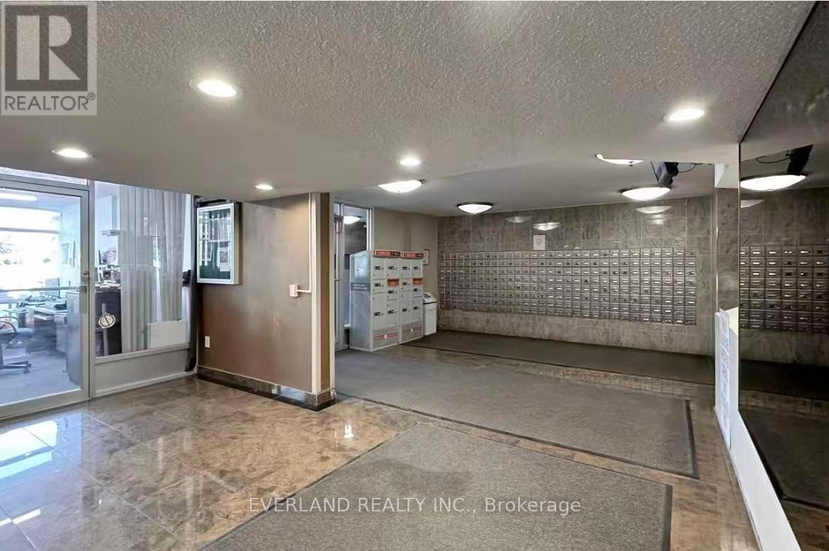 303 - 2050 Bridletowne Circle, Toronto, Ontario  M1W 2V5 - Photo 2 - E12790988