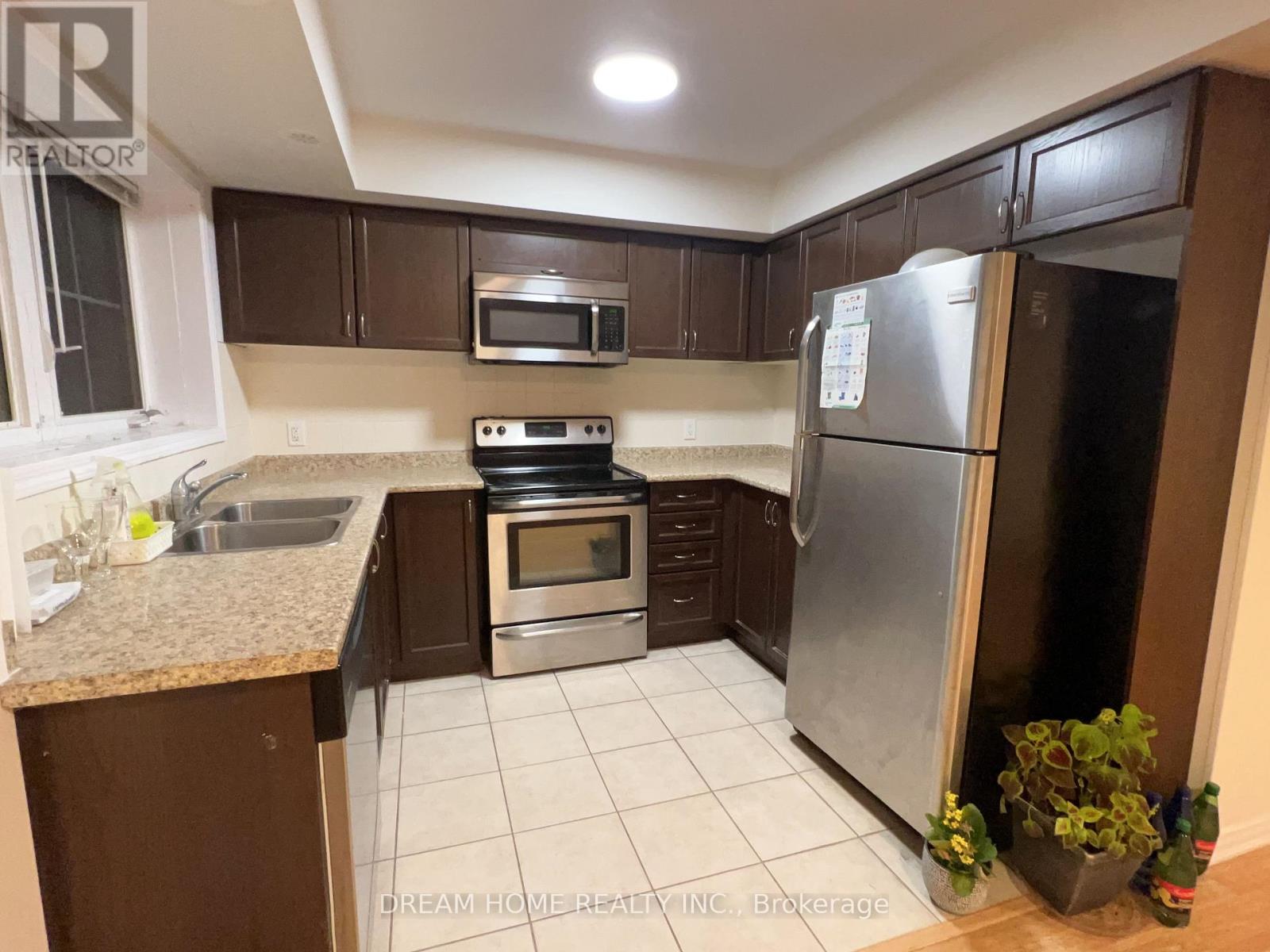 13 - 2441 Greenwich Drive, Oakville (Wm Westmount), Ontario  L6M 0S4 - Photo 3 - W12658522