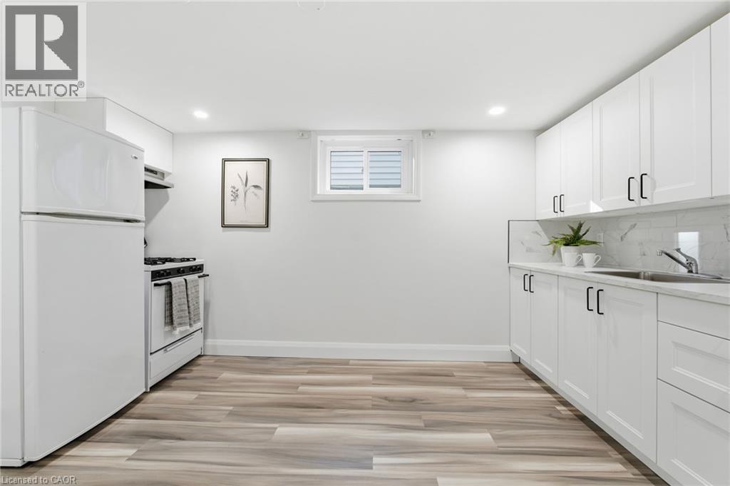 53 Livingston Avenue, Grimsby, Ontario  L3M 1L3 - Photo 36 - 40799545