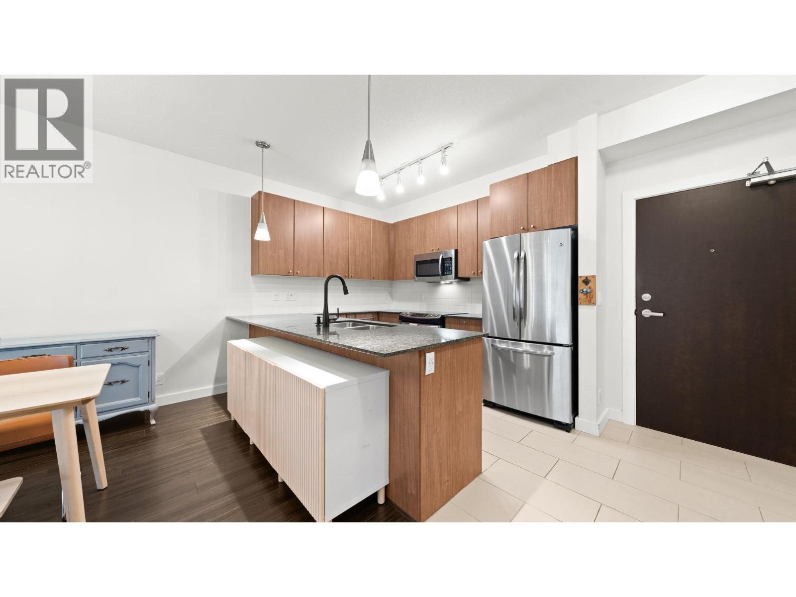 108 250 Francis Way, New Westminster, British Columbia  V3L 0E6 - Photo 8 - R3089805