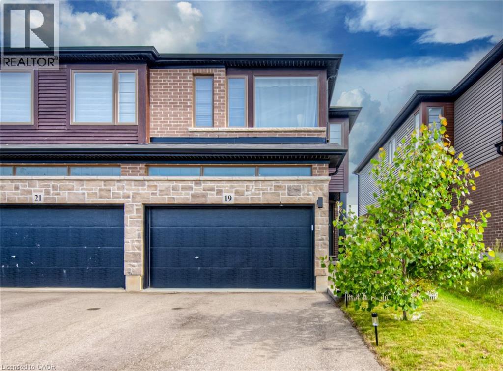 19 BAKER Lane, Paris, Ontario