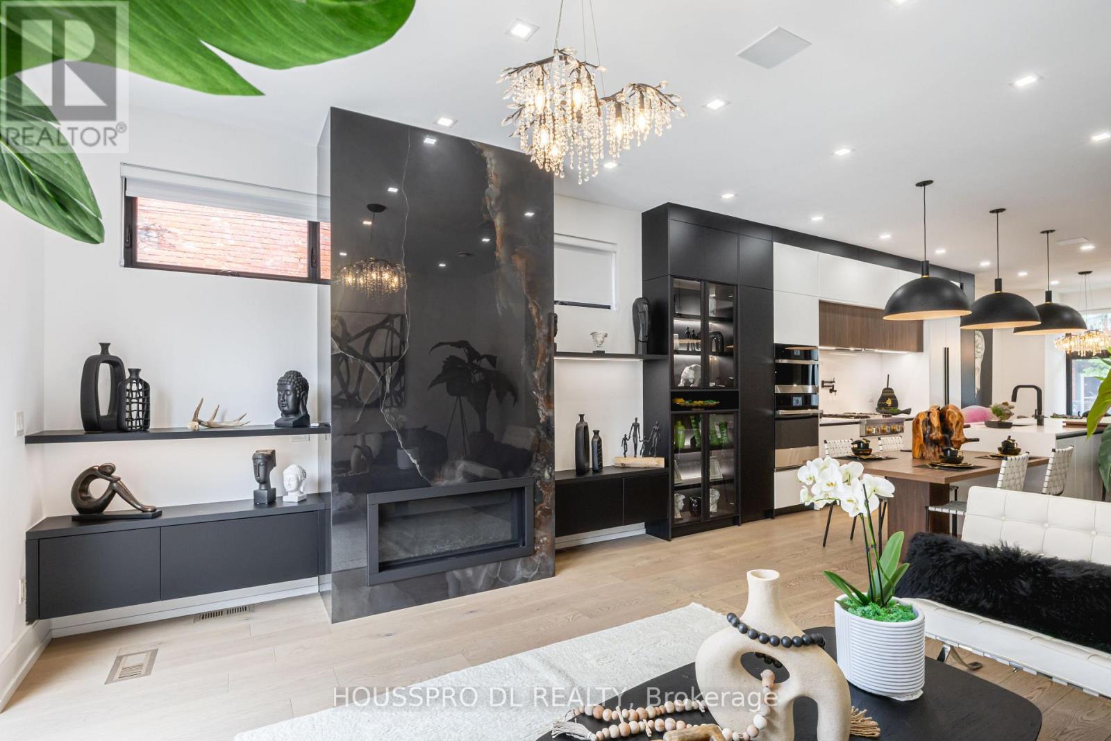 82 Major Street, Toronto, Ontario  M5S 2L1 - Photo 18 - C12791012