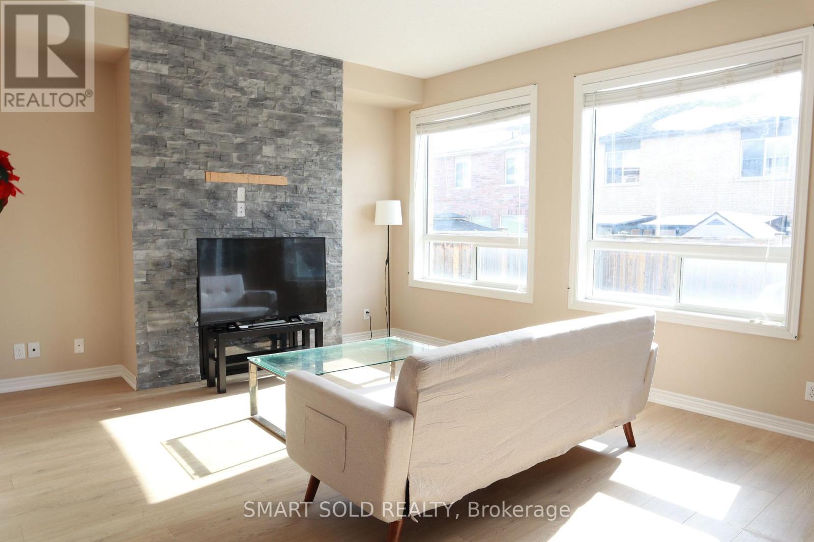 153 Iribelle Avenue, Oshawa, Ontario  L1L 0C1 - Photo 8 - E12791000