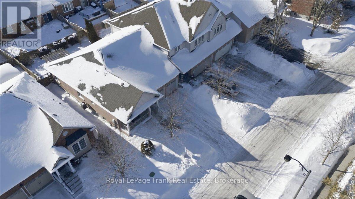 25 Apple Tree Crescent, Uxbridge, Ontario  L9P 2A7 - Photo 2 - N12791002