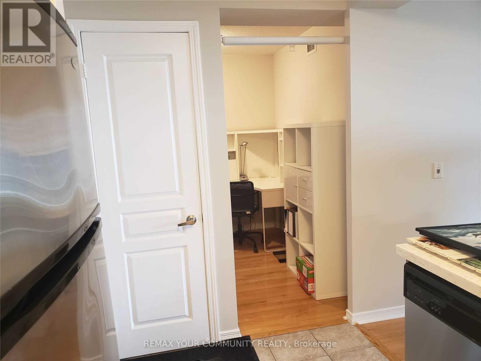 612 - 350 Red Maple Road, Richmond Hill, Ontario  L4C 0T5 - Photo 9 - N12791004