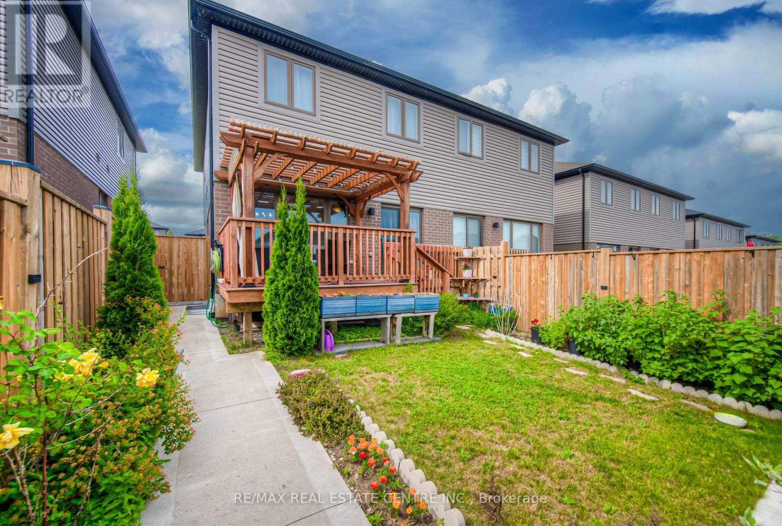 19 Baker Lane, Brant, Ontario  N3L 0K3 - Photo 30 - X12790998