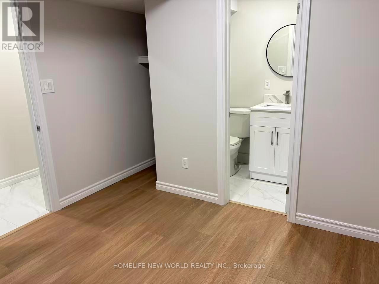 256 Palmerston Avenue N, Toronto, Ontario  M6J 2J4 - Photo 4 - C12791024