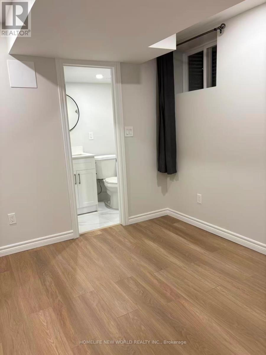 256 Palmerston Avenue N, Toronto, Ontario  M6J 2J4 - Photo 5 - C12791024