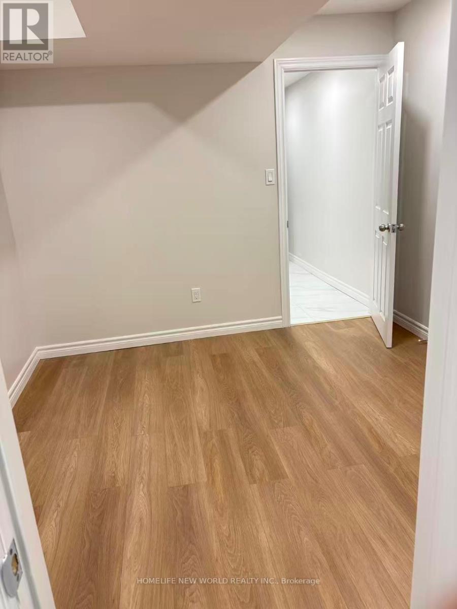 256 Palmerston Avenue N, Toronto, Ontario  M6J 2J4 - Photo 7 - C12791024