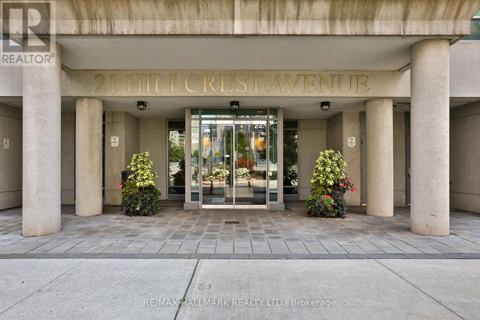 502 - 21 Hillcrest Avenue, Toronto, Ontario  M2N 5N4 - Photo 5 - C12791026