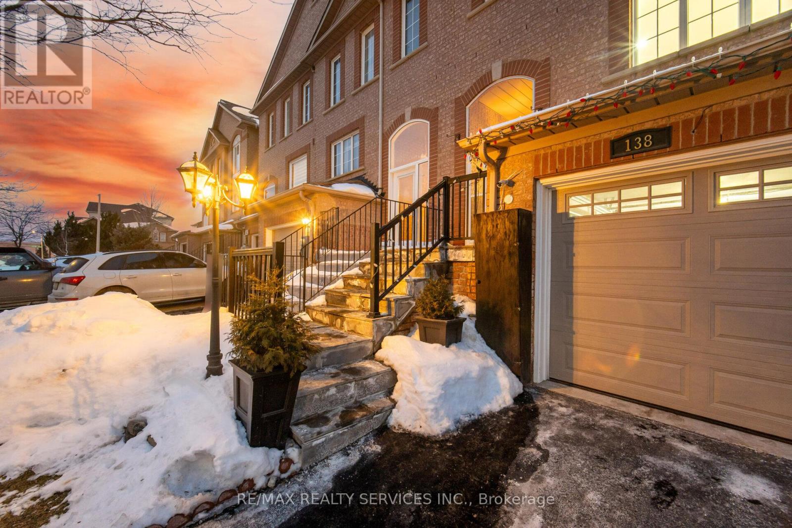 138 Parktree Drive, Vaughan, Ontario  L6A 2R3 - Photo 3 - N12791020