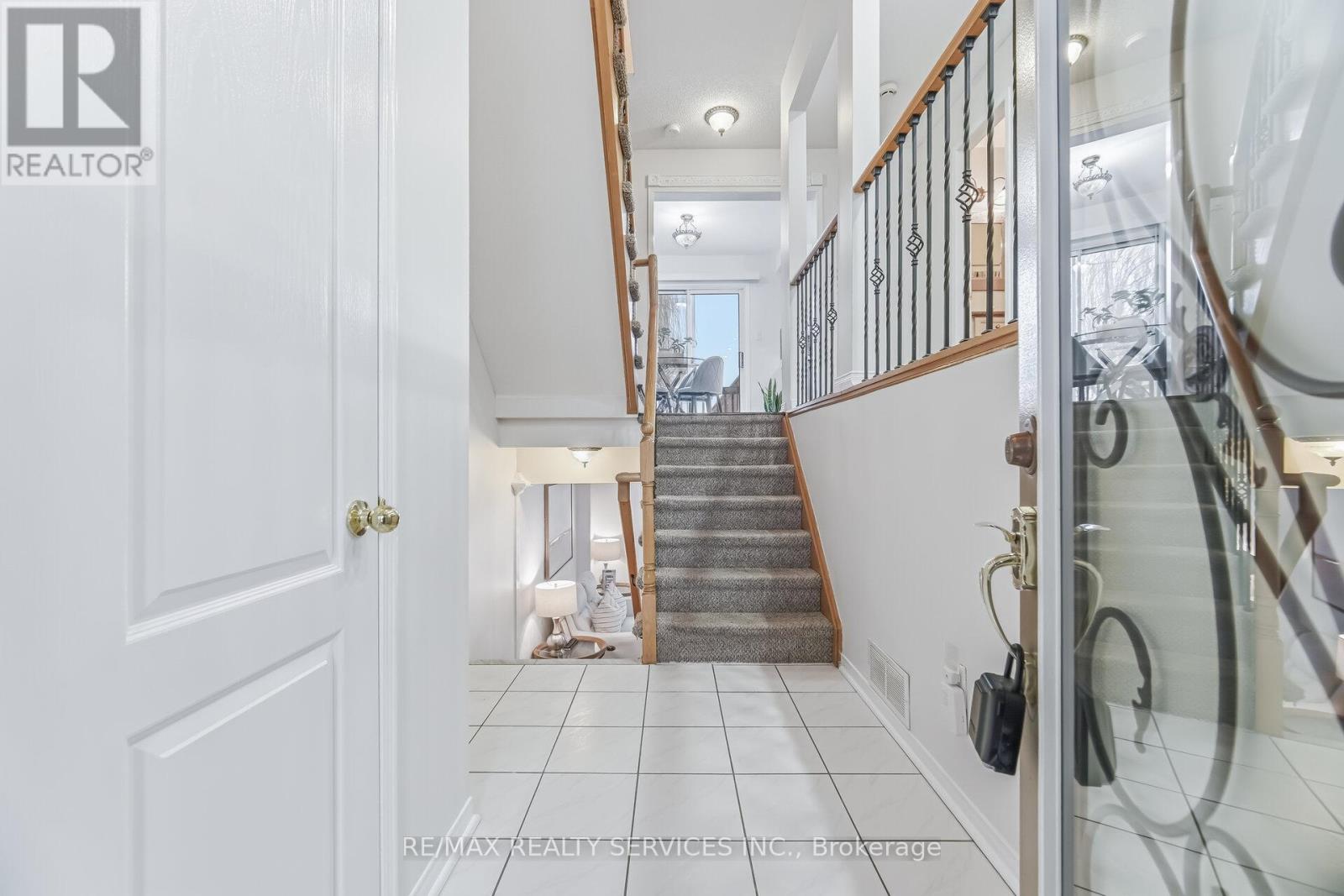 138 Parktree Drive, Vaughan, Ontario  L6A 2R3 - Photo 7 - N12791020