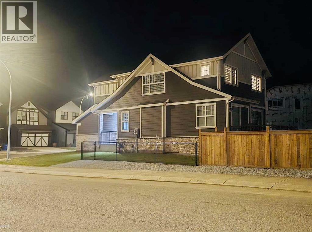 158 Magnolia Path Se, Calgary, Alberta T3M 3X9 - Photo 2 - A2273501