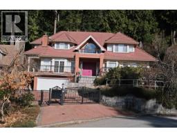 4989 CHALET PLACE, North Vancouver, British Columbia