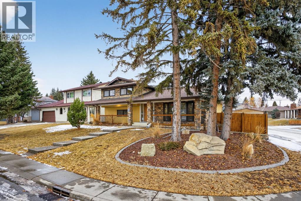 740 Lake Ontario Drive Se, Calgary, Alberta  T2J 3J8 - Photo 2 - A2282637