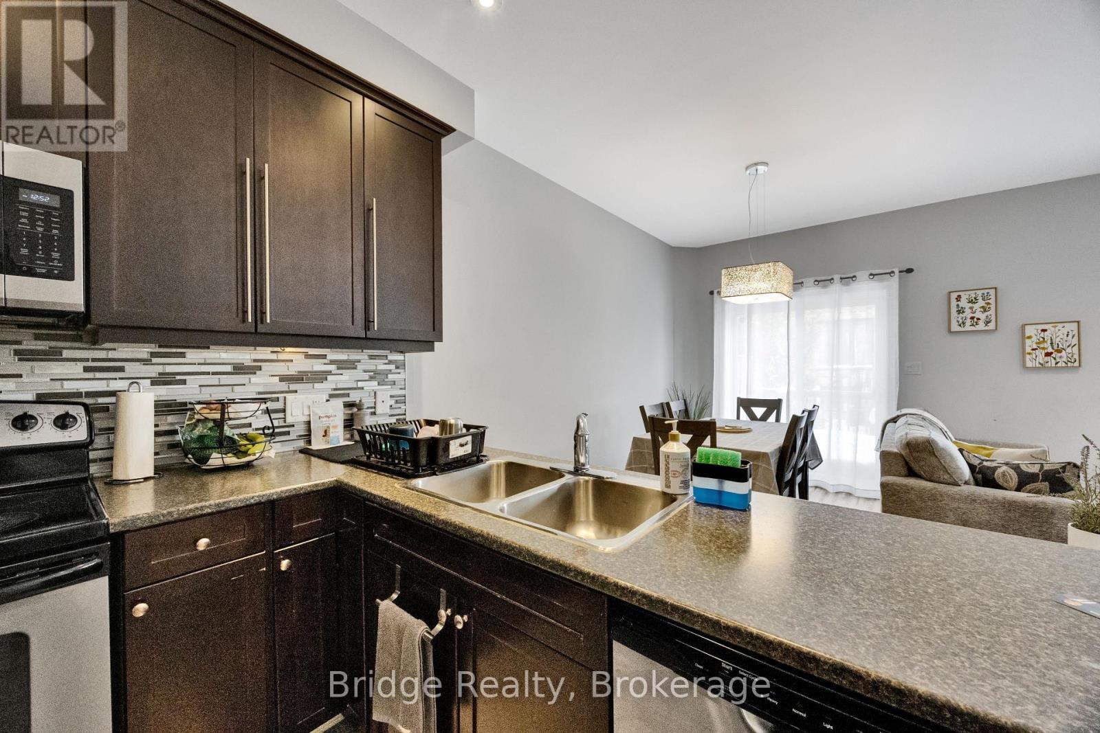 10 - 1016 Oakcrossing Gate, London North, Ontario  N6G 0H1 - Photo 14 - X12791038