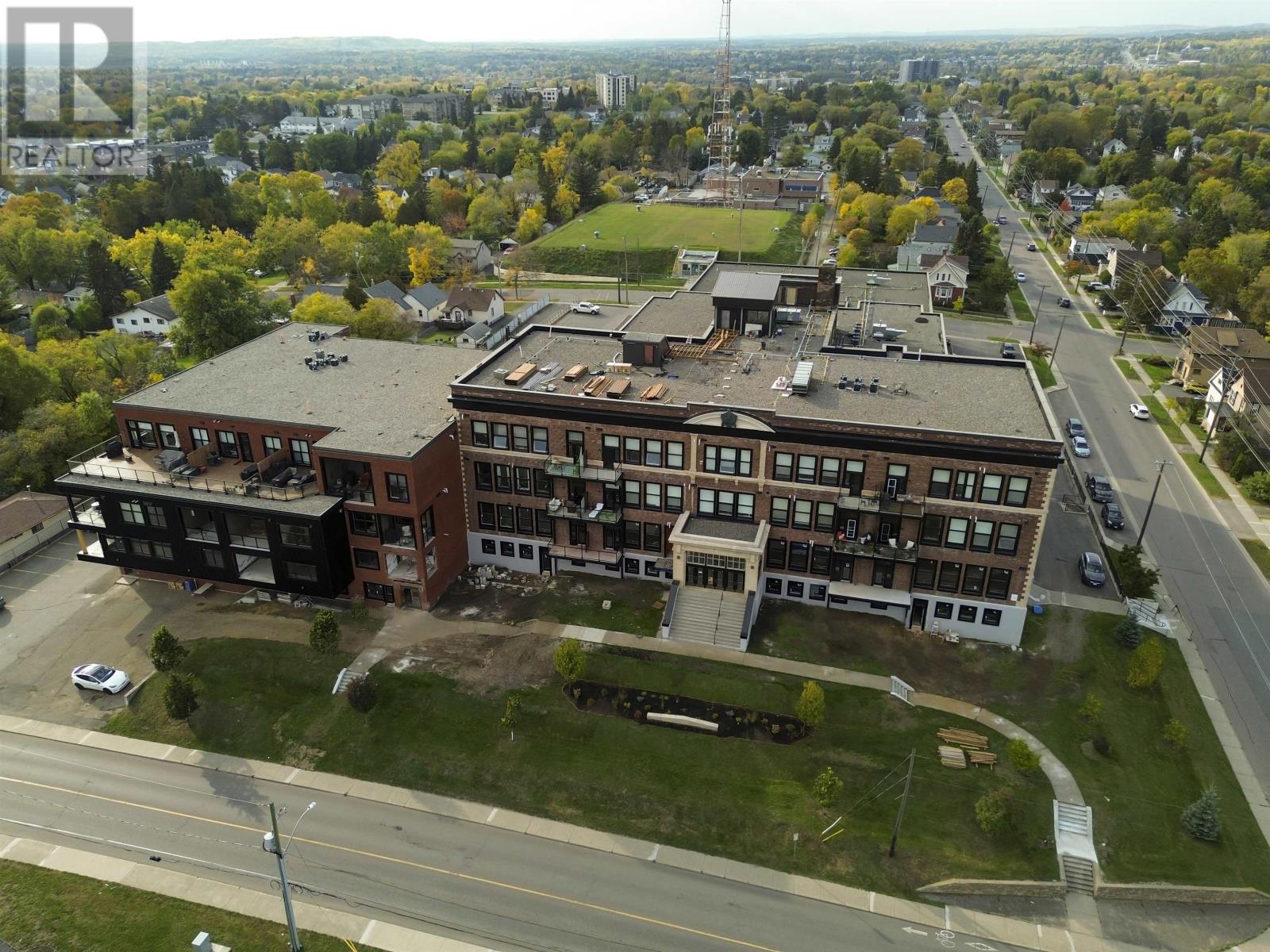 96 High St, Thunder Bay, Ontario P7A 5R3 - Photo 3 - TB253115