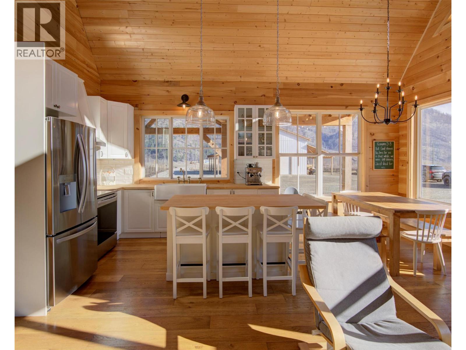 730 Six Mile Creek Road, Vernon, British Columbia  V1H 2H1 - Photo 13 - 10375787