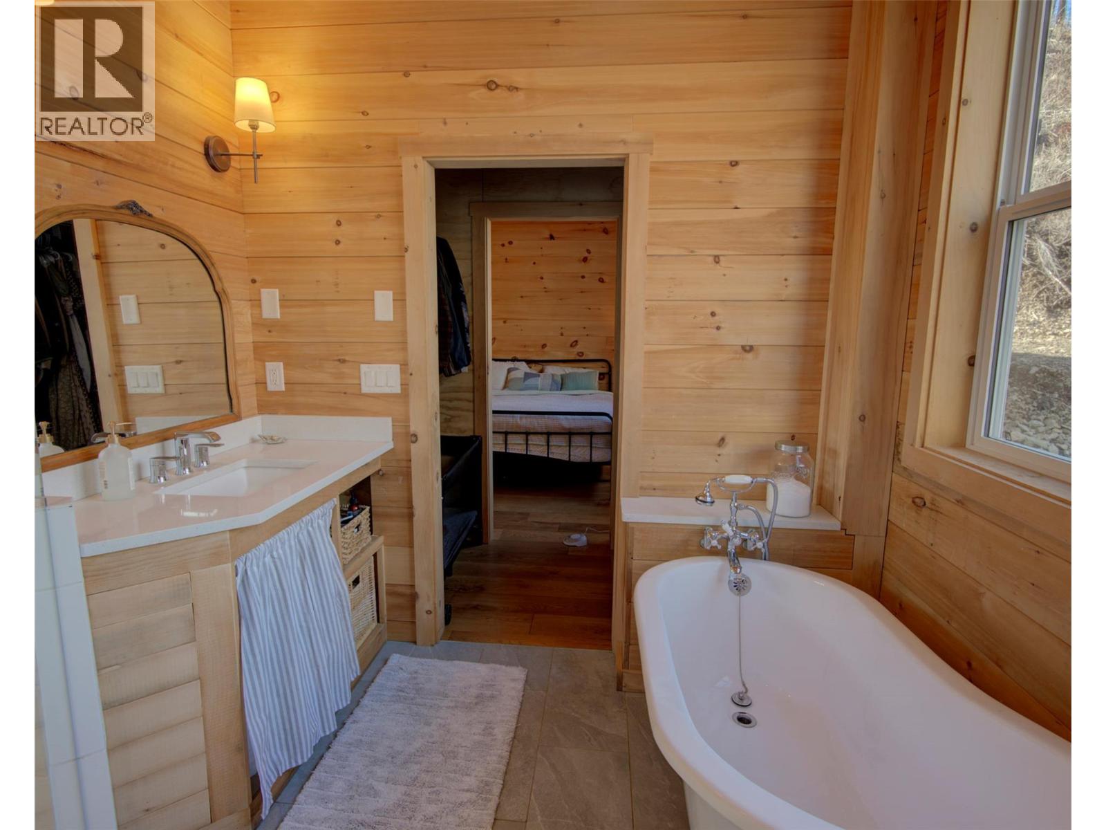 730 Six Mile Creek Road, Vernon, British Columbia  V1H 2H1 - Photo 29 - 10375787