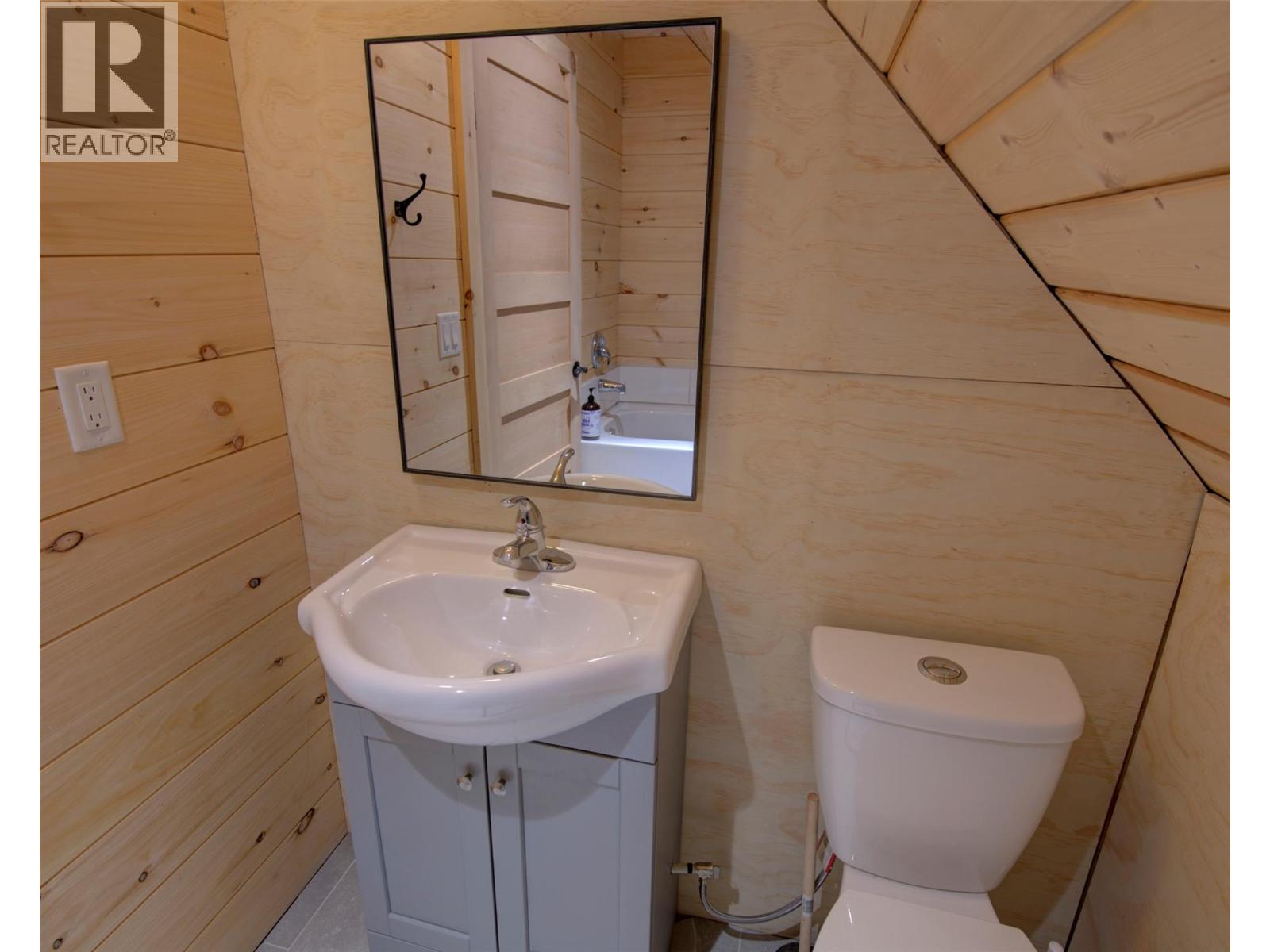 730 Six Mile Creek Road, Vernon, British Columbia  V1H 2H1 - Photo 45 - 10375787