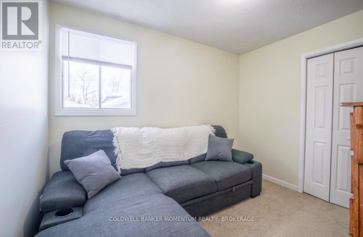 1145 Pettit Road, Fort Erie, Ontario  L2A 5A2 - Photo 14 - X12791042