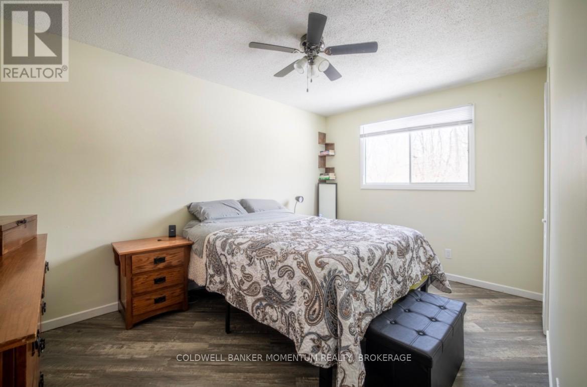 1145 Pettit Road, Fort Erie, Ontario  L2A 5A2 - Photo 16 - X12791042