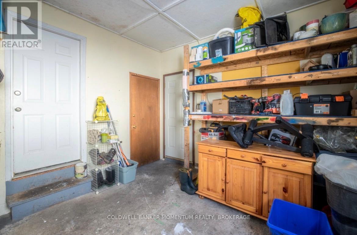 1145 Pettit Road, Fort Erie, Ontario  L2A 5A2 - Photo 28 - X12791042