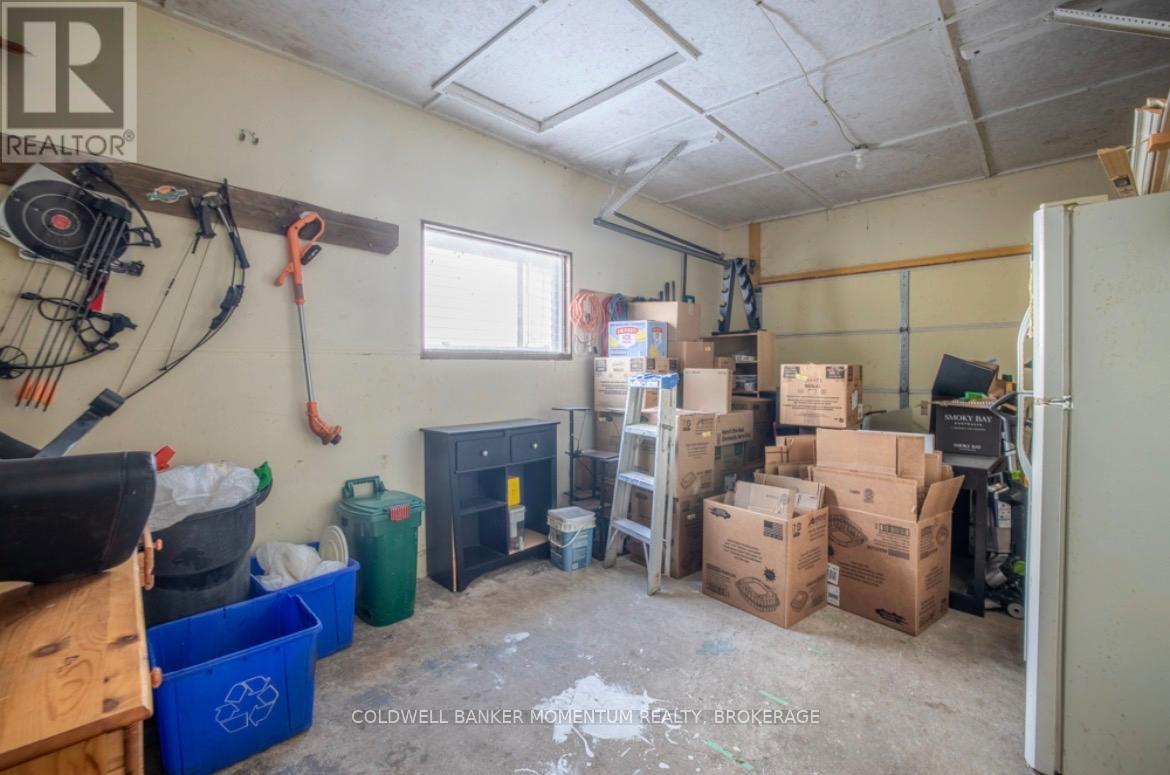 1145 Pettit Road, Fort Erie, Ontario  L2A 5A2 - Photo 29 - X12791042