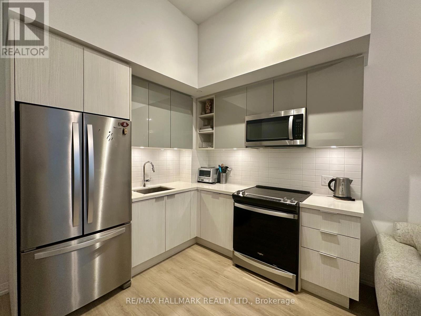 214 - 50 Dunfield Avenue, Toronto, Ontario  M4S 0E4 - Photo 2 - C12791092