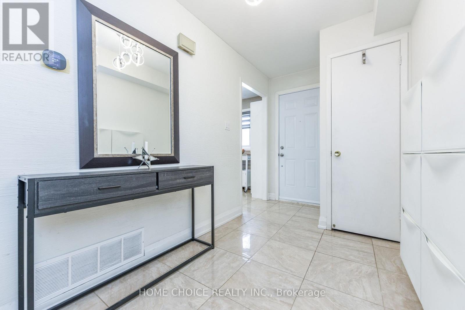 53 - 10 Rodda Boulevard N, Toronto, Ontario M1E 2Z6 - Photo 2 - E12791036