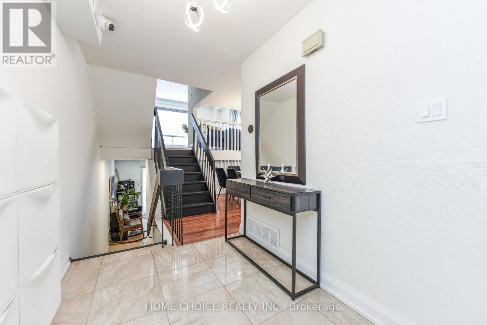 53 - 10 Rodda Boulevard N, Toronto, Ontario M1E 2Z6 - Photo 3 - E12791036