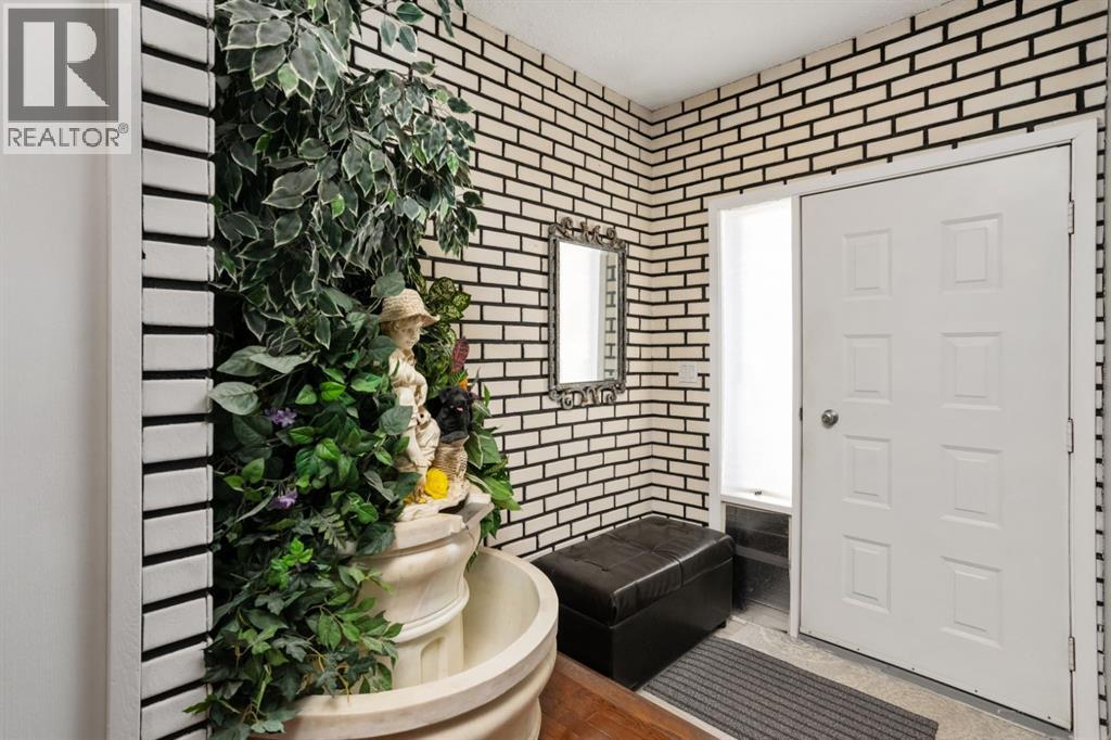 5223 42 Street, Camrose, Alberta  T4V 1A7 - Photo 10 - A2286650