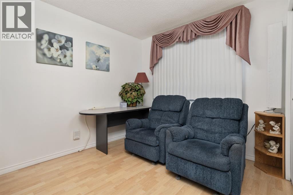 5223 42 Street, Camrose, Alberta  T4V 1A7 - Photo 18 - A2286650