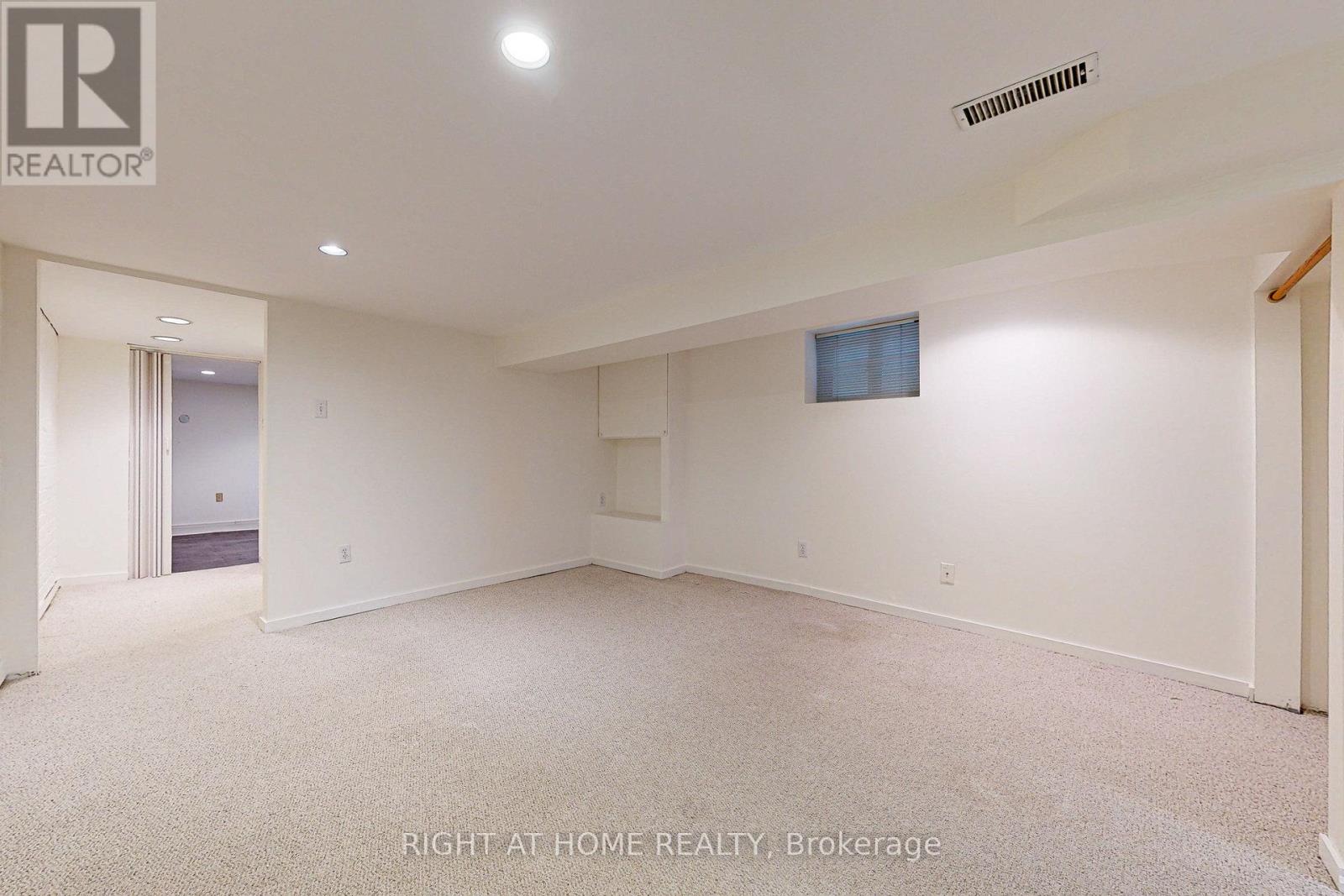 Main - 28 Pearson Avenue, Toronto, Ontario  M6R 1G1 - Photo 26 - W12791094