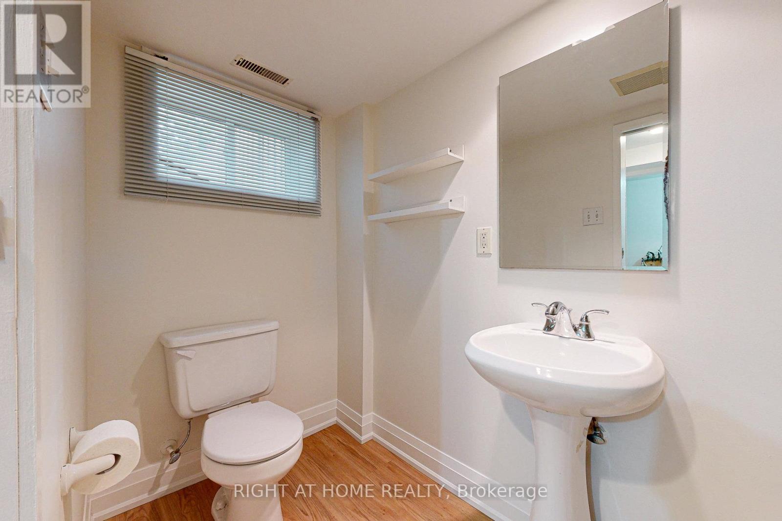 Main - 28 Pearson Avenue, Toronto, Ontario  M6R 1G1 - Photo 30 - W12791094