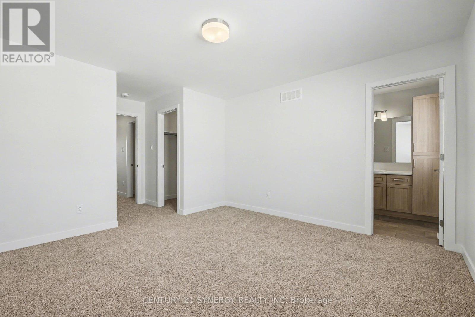 21 Helen Street, North Stormont, Ontario  K0A 1R0 - Photo 17 - X12460597