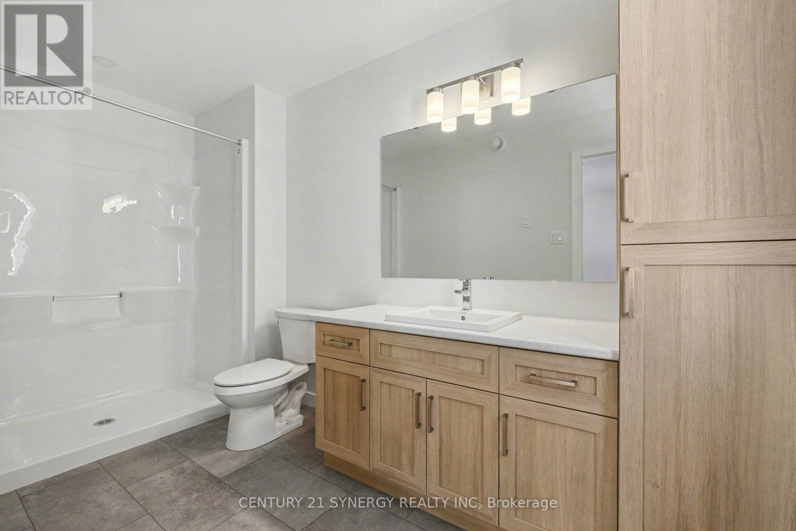 21 Helen Street, North Stormont, Ontario  K0A 1R0 - Photo 18 - X12460597