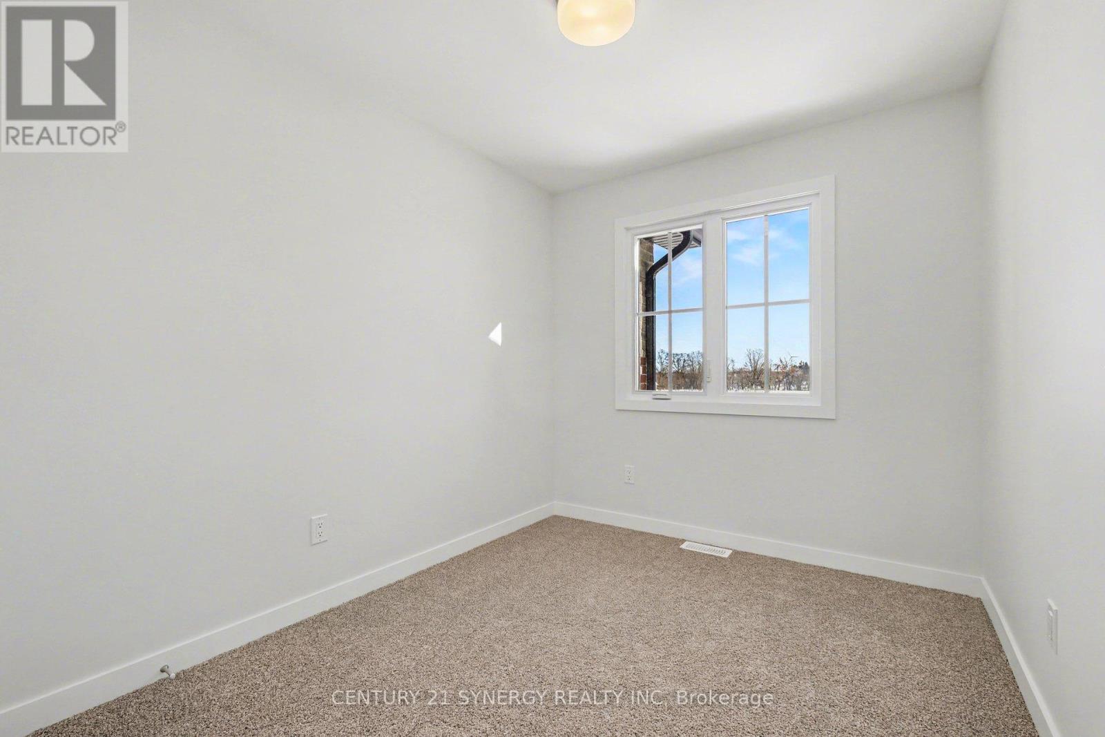 21 Helen Street, North Stormont, Ontario  K0A 1R0 - Photo 21 - X12460597