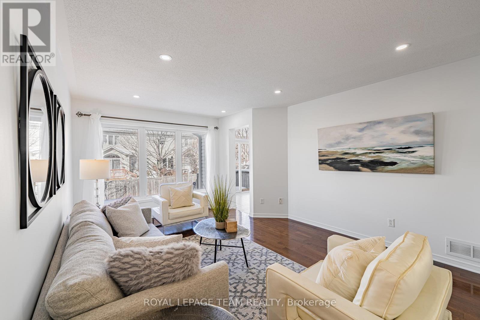 313 Bryarton Street, Ottawa, Ontario  K1C 7R5 - Photo 11 - X12791106