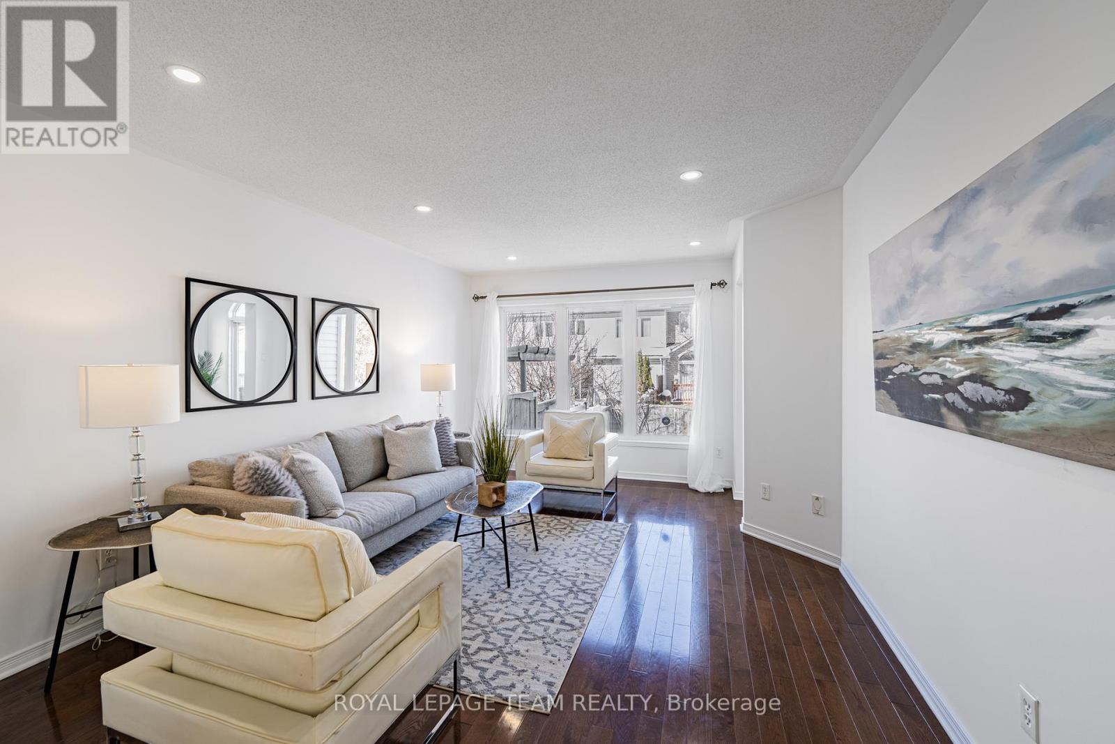 313 Bryarton Street, Ottawa, Ontario  K1C 7R5 - Photo 8 - X12791106